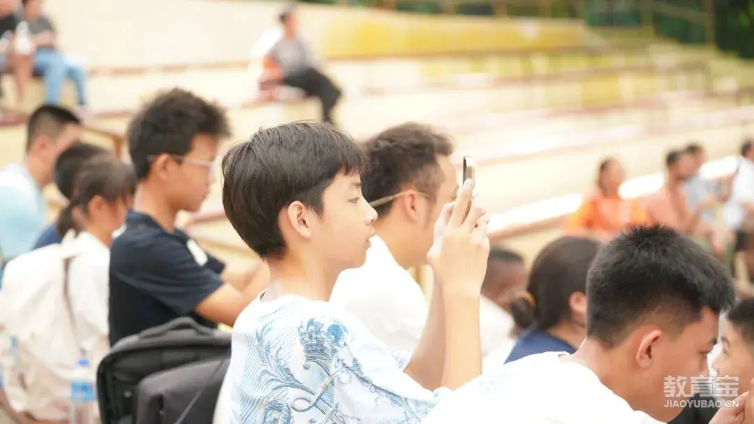 刻苦训练篮球时如何避免受伤的建议_2
